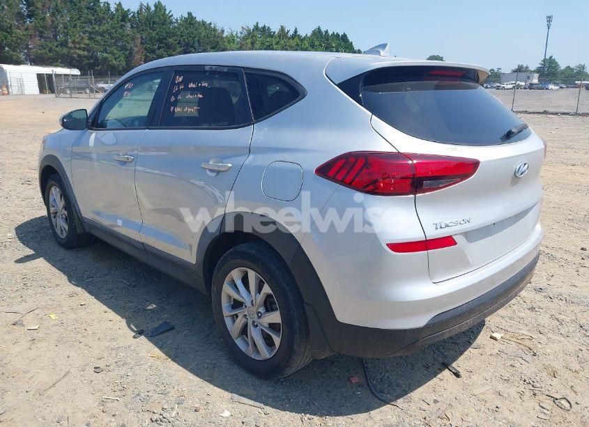 Photo 3 of 2019 Hyundai Tucson SE (VIN KM8J2CA49KU894685)