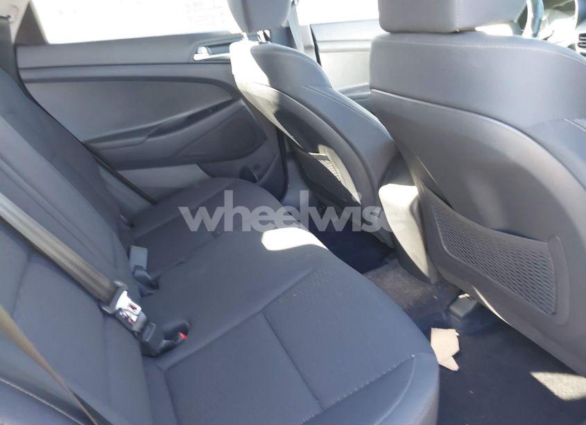 Photo 8 of 2021 Hyundai Tucson SE (VIN KM8J2CA49MU332899)