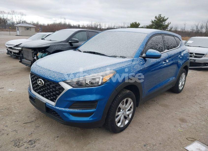 Photo 2 of 2020 Hyundai Tucson SE (VIN KM8J2CA4XLU132483)