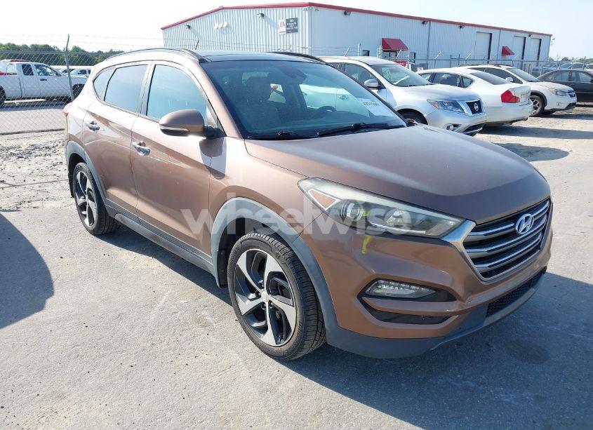 Photo 21 of 2016 Hyundai Tucson LIMITED (VIN KM8J33A20GU058654)