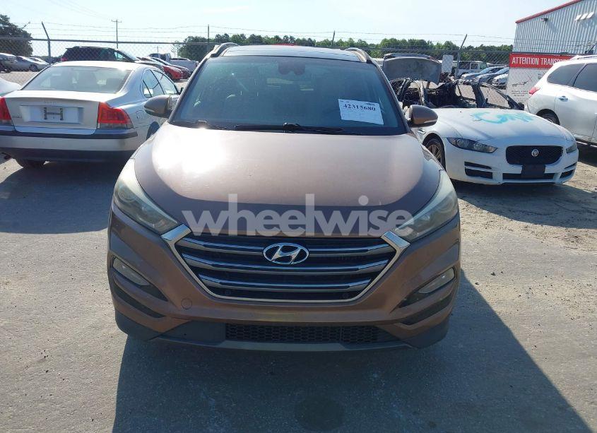 Photo 22 of 2016 Hyundai Tucson LIMITED (VIN KM8J33A20GU058654)