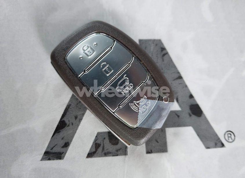 Photo 11 of 2016 Hyundai Tucson SPORT (VIN KM8J33A20GU074997)