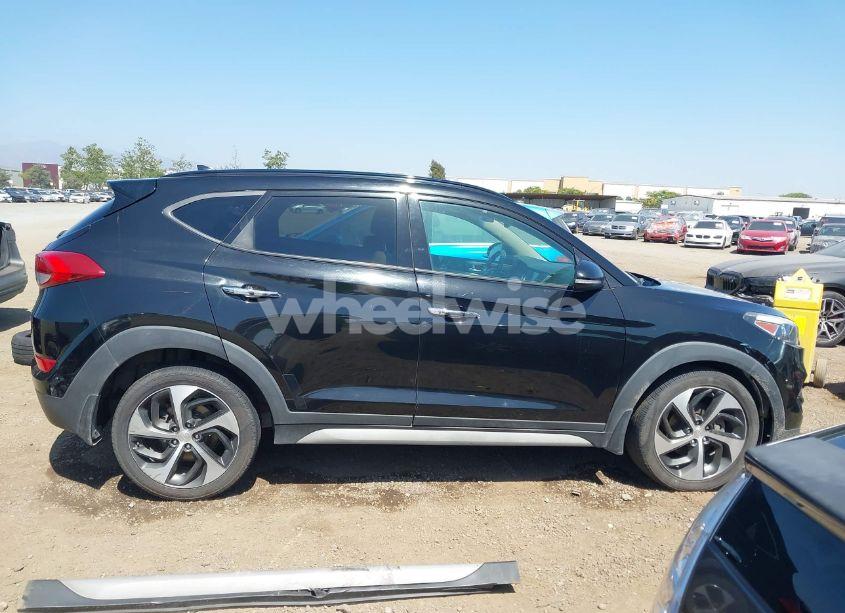 Photo 14 of 2017 Hyundai Tucson LIMITED (VIN KM8J33A20HU424274)