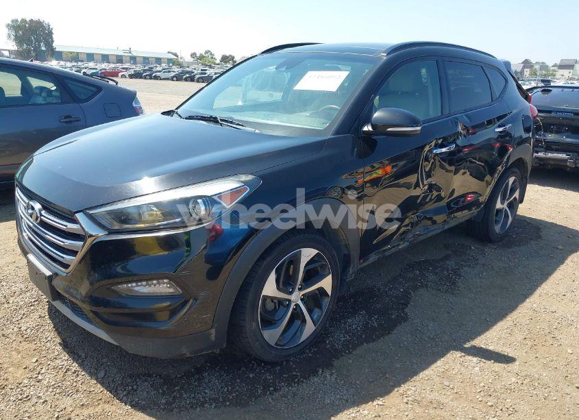 Photo 2 of 2017 Hyundai Tucson LIMITED (VIN KM8J33A20HU424274)