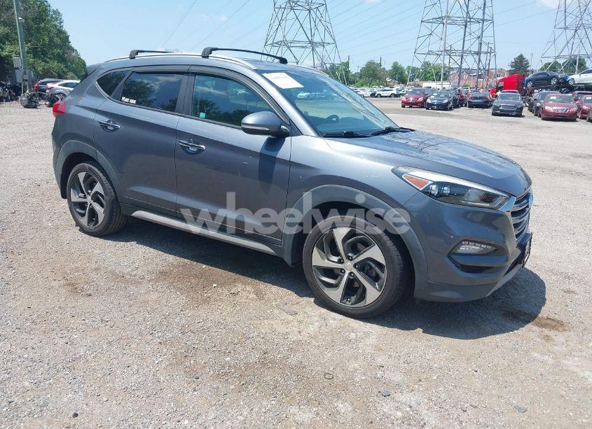 2017 Hyundai Tucson LIMITED (VIN KM8J33A21HU520852) main photo