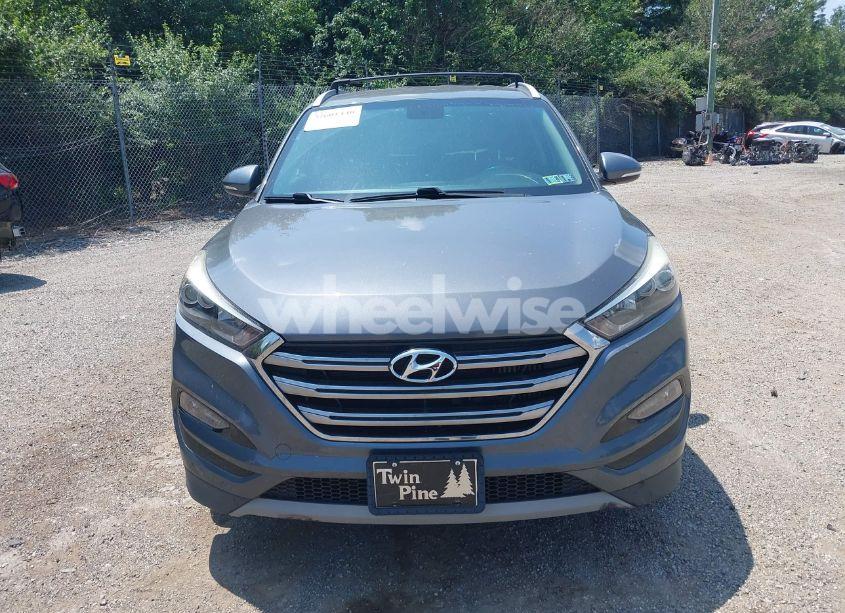 Photo 13 of 2017 Hyundai Tucson LIMITED (VIN KM8J33A21HU520852)
