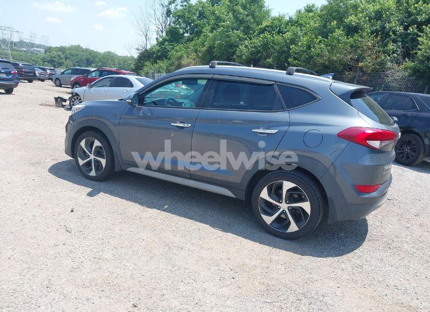 Photo 3 of 2017 Hyundai Tucson LIMITED (VIN KM8J33A21HU520852)