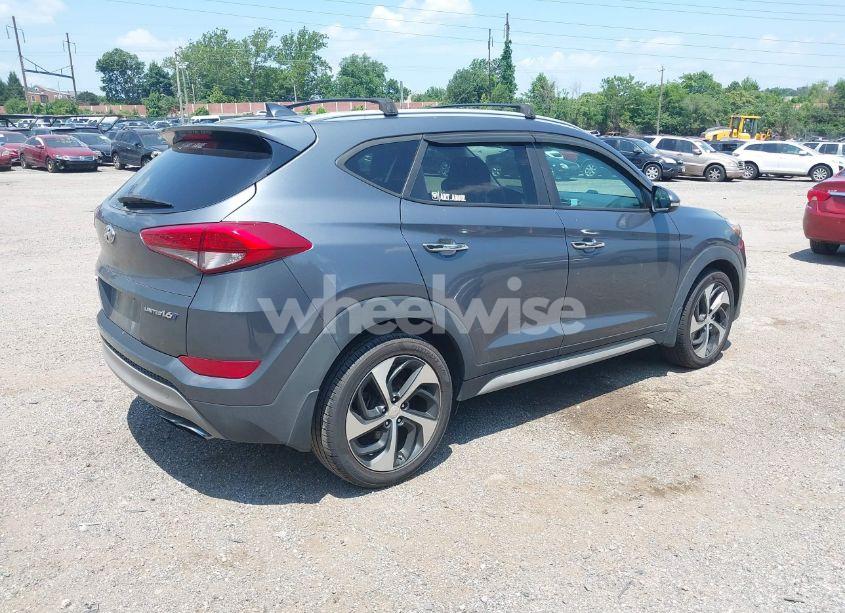 Photo 4 of 2017 Hyundai Tucson LIMITED (VIN KM8J33A21HU520852)