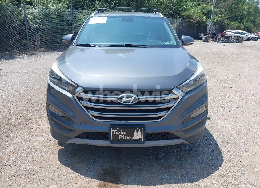 Photo 6 of 2017 Hyundai Tucson LIMITED (VIN KM8J33A21HU520852)