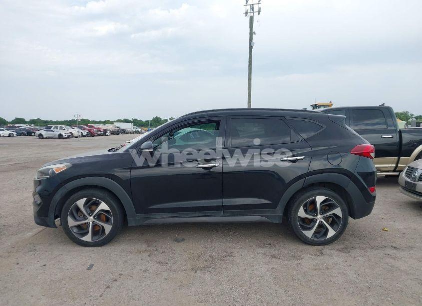 Photo 13 of 2016 Hyundai Tucson LIMITED (VIN KM8J33A22GU091820)
