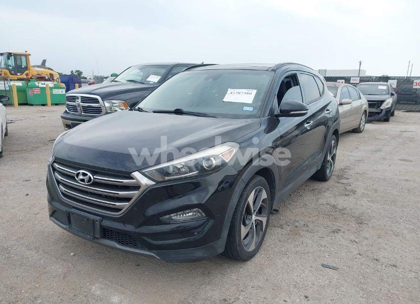 Photo 2 of 2016 Hyundai Tucson LIMITED (VIN KM8J33A22GU091820)