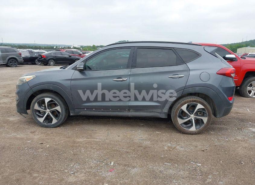 Photo 14 of 2016 Hyundai Tucson LIMITED (VIN KM8J33A22GU181677)