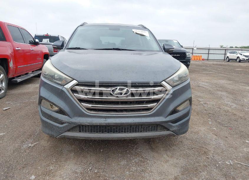 Photo 6 of 2016 Hyundai Tucson LIMITED (VIN KM8J33A22GU181677)