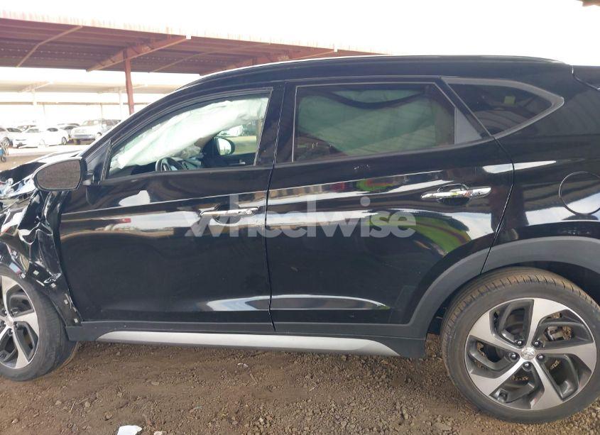 Photo 14 of 2017 Hyundai Tucson LIMITED (VIN KM8J33A22HU316495)