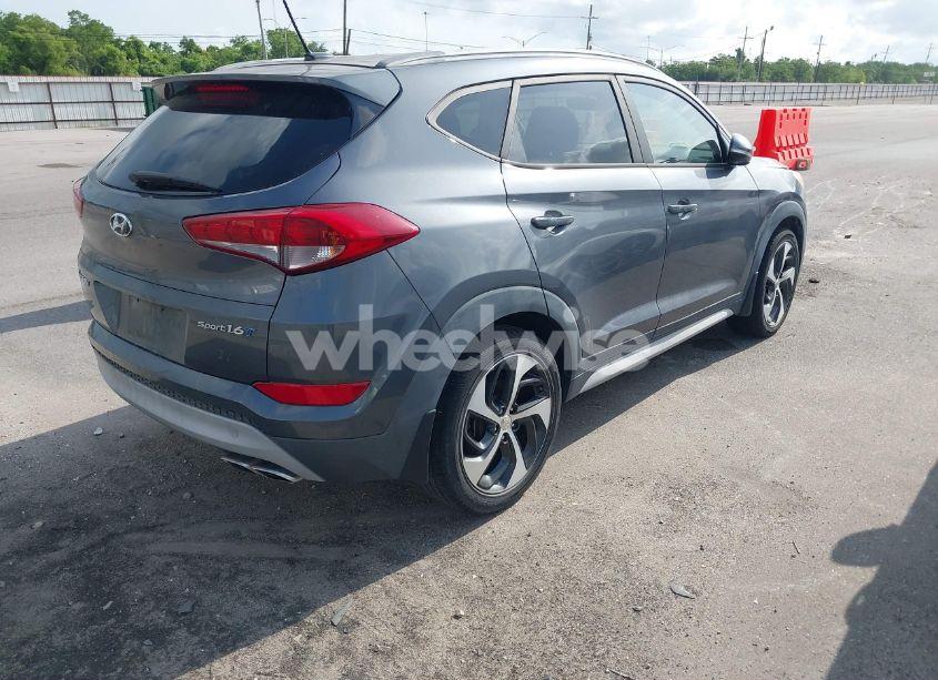Photo 4 of 2017 Hyundai Tucson SPORT (VIN KM8J33A22HU536042)