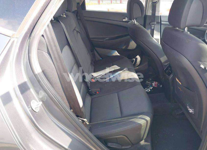 Photo 8 of 2017 Hyundai Tucson SPORT (VIN KM8J33A22HU536042)