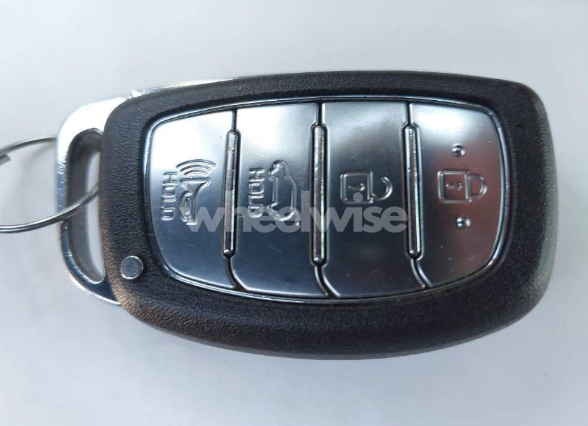 Photo 11 of 2017 Hyundai Tucson SPORT (VIN KM8J33A23HU490270)