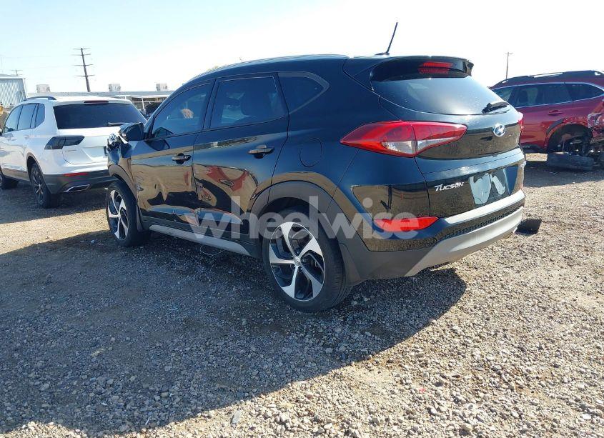 Photo 3 of 2017 Hyundai Tucson SPORT (VIN KM8J33A23HU490270)