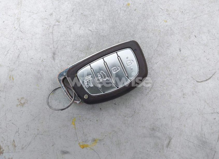 Photo 11 of 2016 Hyundai Tucson LIMITED (VIN KM8J33A24GU161690)