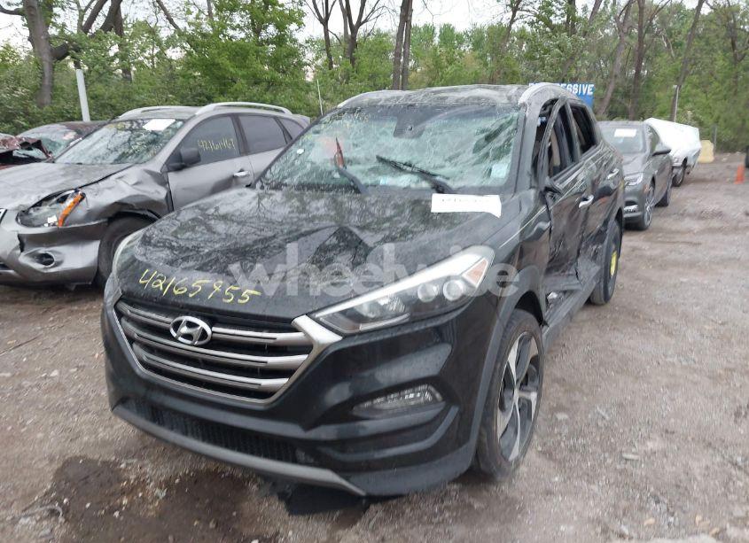 Photo 2 of 2016 Hyundai Tucson LIMITED (VIN KM8J33A24GU161690)