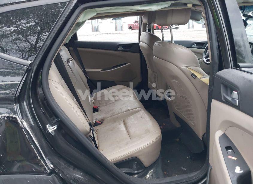 Photo 8 of 2016 Hyundai Tucson LIMITED (VIN KM8J33A24GU161690)