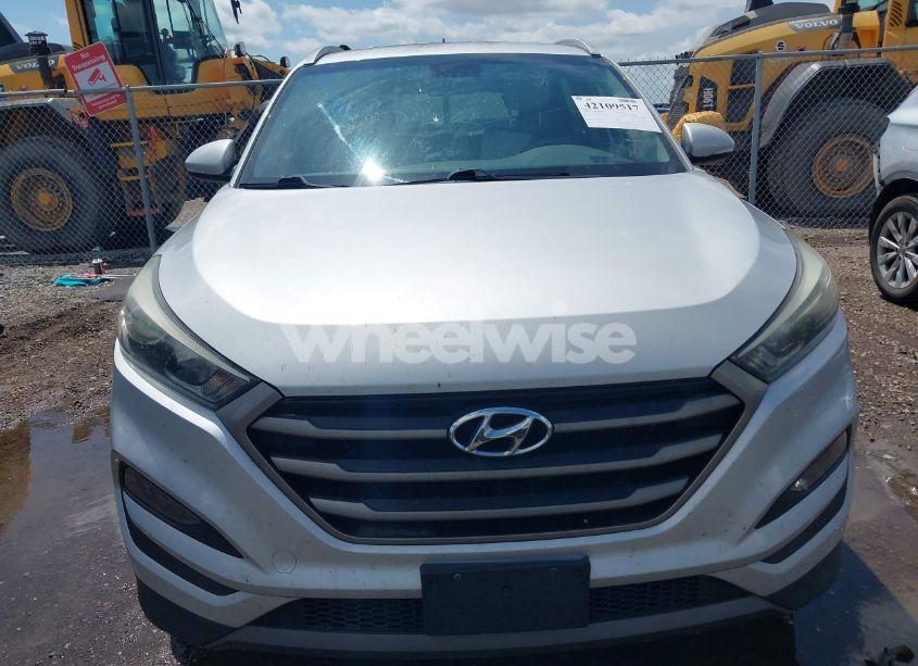 Photo 12 of 2016 Hyundai Tucson ECO (VIN KM8J33A25GU233478)