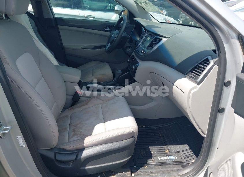 Photo 5 of 2016 Hyundai Tucson ECO (VIN KM8J33A25GU233478)