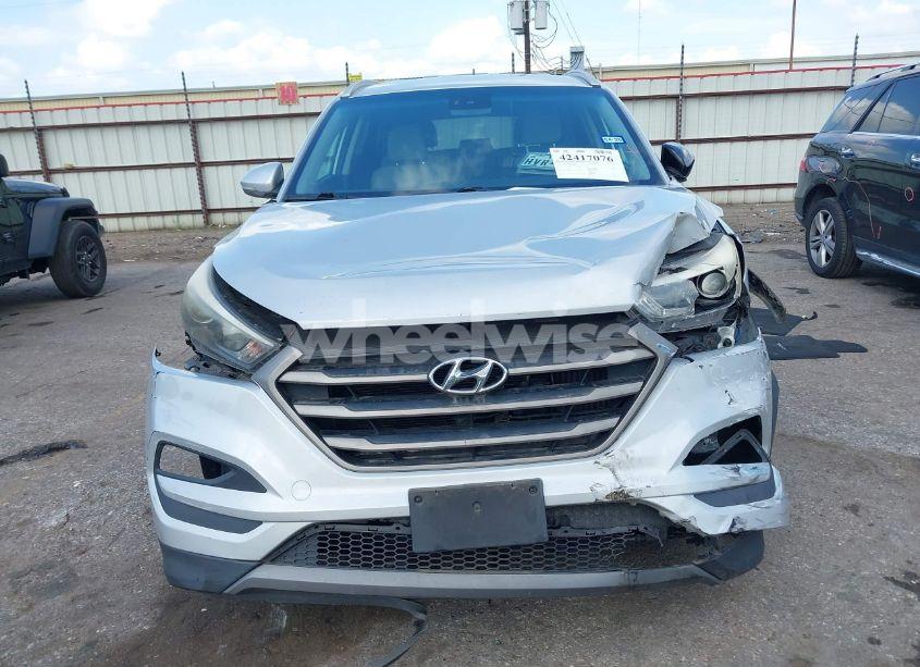 Photo 11 of 2016 Hyundai Tucson SPORT (VIN KM8J33A25GU268621)