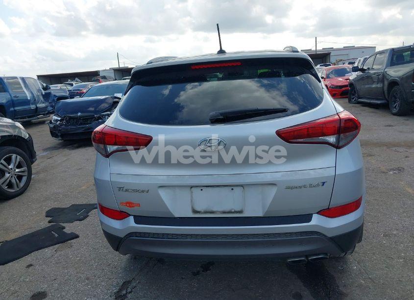 Photo 15 of 2016 Hyundai Tucson SPORT (VIN KM8J33A25GU268621)