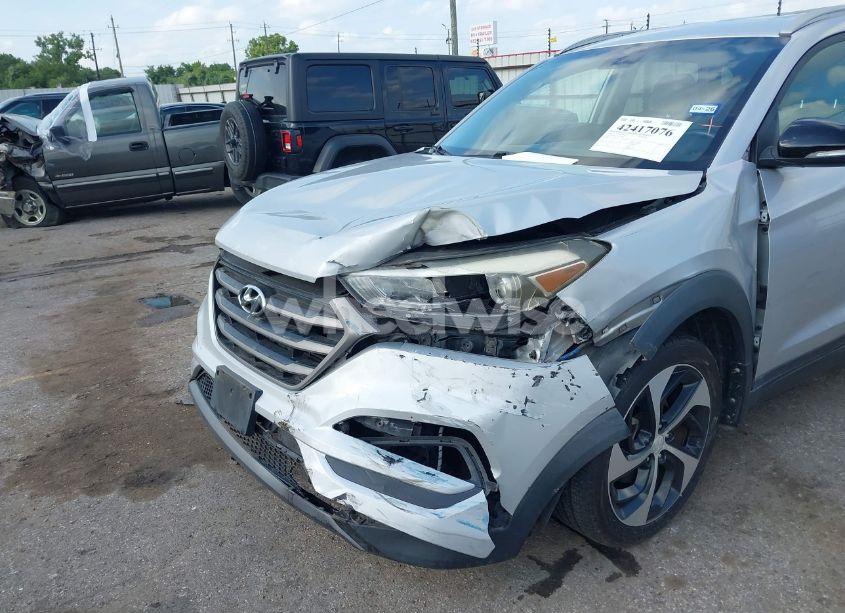 Photo 6 of 2016 Hyundai Tucson SPORT (VIN KM8J33A25GU268621)