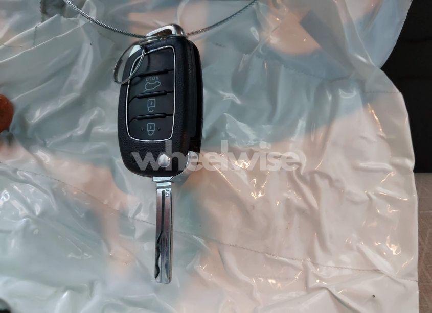 Photo 11 of 2017 Hyundai Tucson ECO (VIN KM8J33A25HU369675)