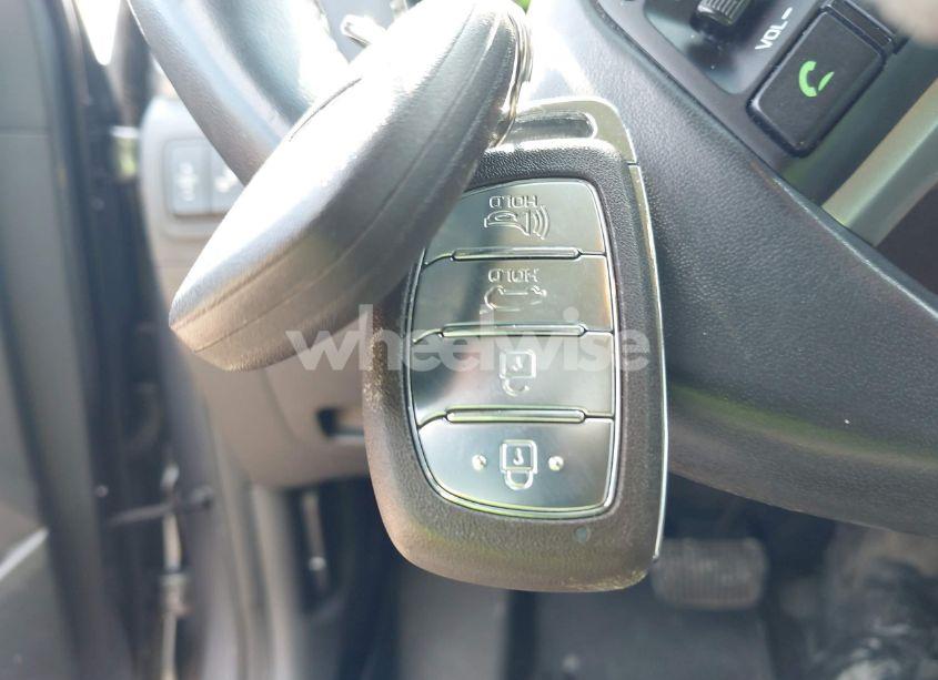 Photo 11 of 2016 Hyundai Tucson LIMITED (VIN KM8J33A27GU111804)