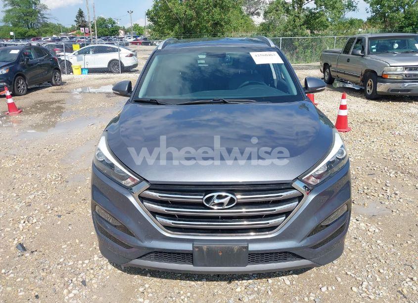 Photo 12 of 2016 Hyundai Tucson LIMITED (VIN KM8J33A27GU111804)