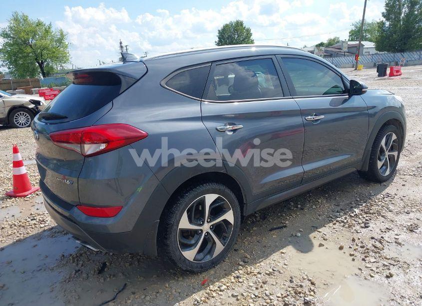 Photo 4 of 2016 Hyundai Tucson LIMITED (VIN KM8J33A27GU111804)