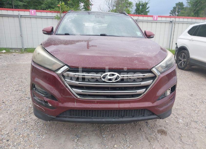 Photo 12 of 2016 Hyundai Tucson LIMITED (VIN KM8J33A27GU163868)