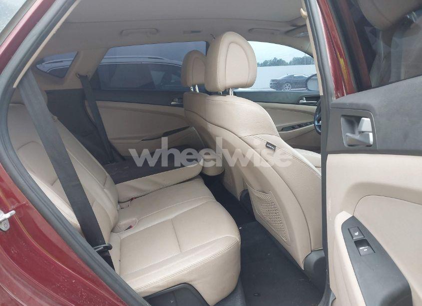 Photo 8 of 2016 Hyundai Tucson LIMITED (VIN KM8J33A27GU163868)