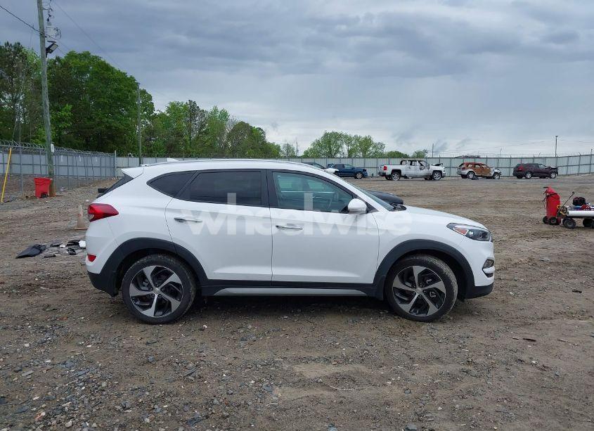 Photo 14 of 2017 Hyundai Tucson LIMITED (VIN KM8J33A28HU346908)