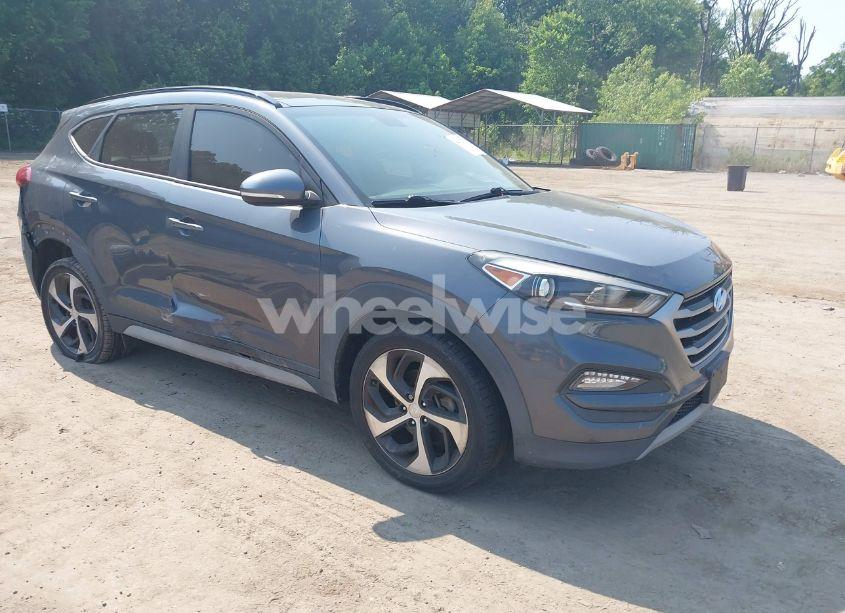2017 Hyundai Tucson VALUE (VIN KM8J33A28HU559308) main photo