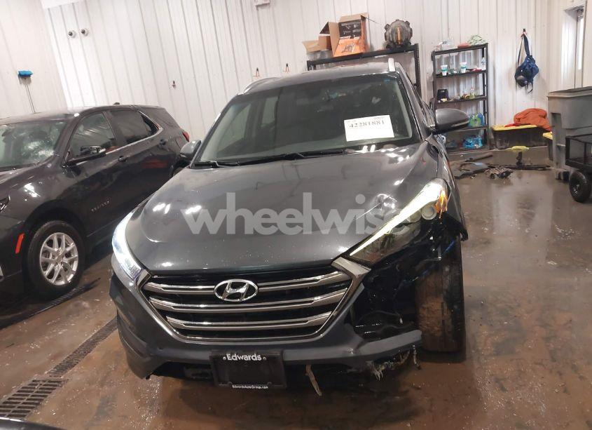 Photo 13 of 2018 Hyundai Tucson LIMITED (VIN KM8J33A28JU615981)