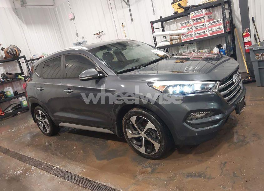 Photo 14 of 2018 Hyundai Tucson LIMITED (VIN KM8J33A28JU615981)