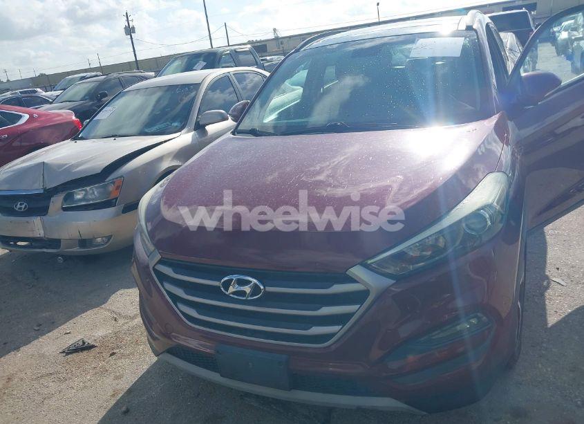 Photo 6 of 2018 Hyundai Tucson VALUE (VIN KM8J33A29JU794757)
