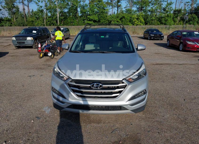 Photo 12 of 2018 Hyundai Tucson VALUE (VIN KM8J33A2XJU749925)