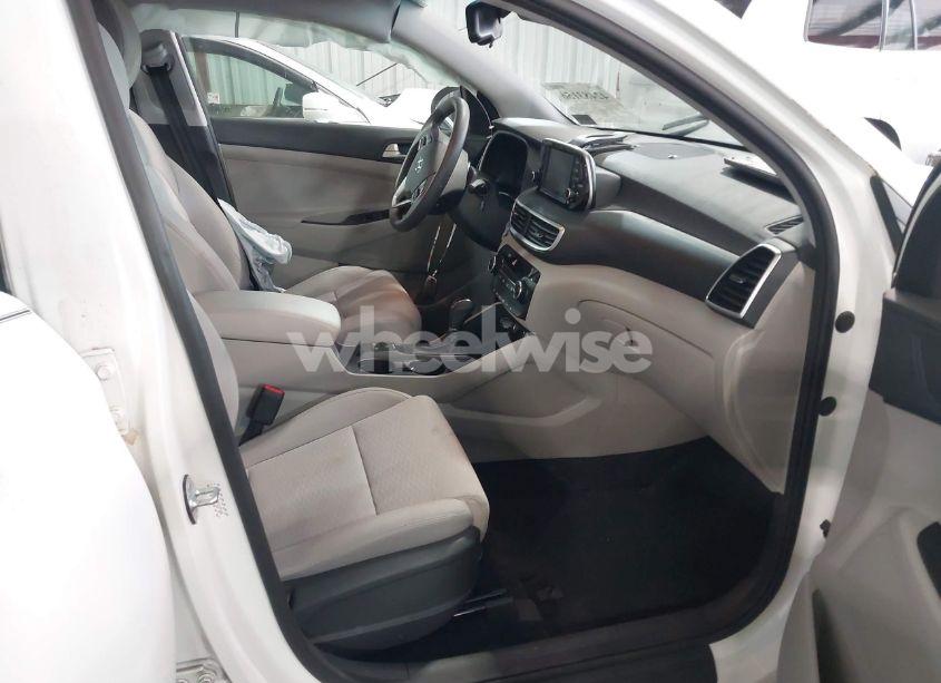 Photo 5 of 2020 Hyundai Tucson VALUE (VIN KM8J33A40LU127189)