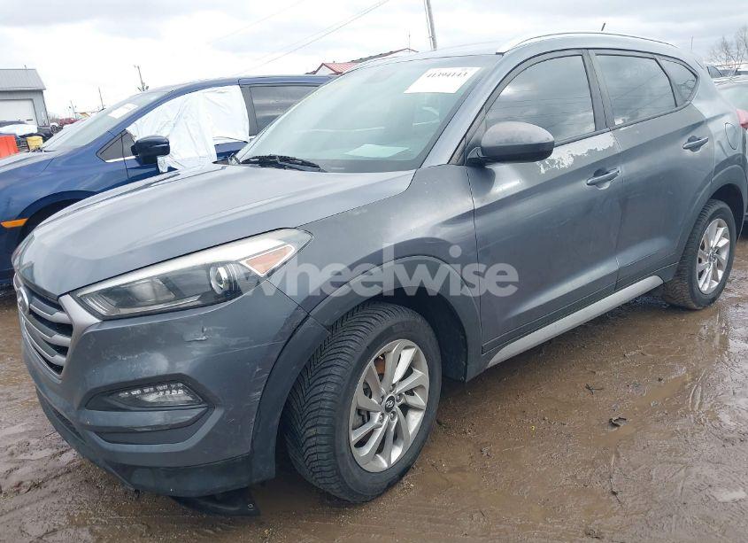 Photo 14 of 2017 Hyundai Tucson SE (VIN KM8J33A41HU275178)