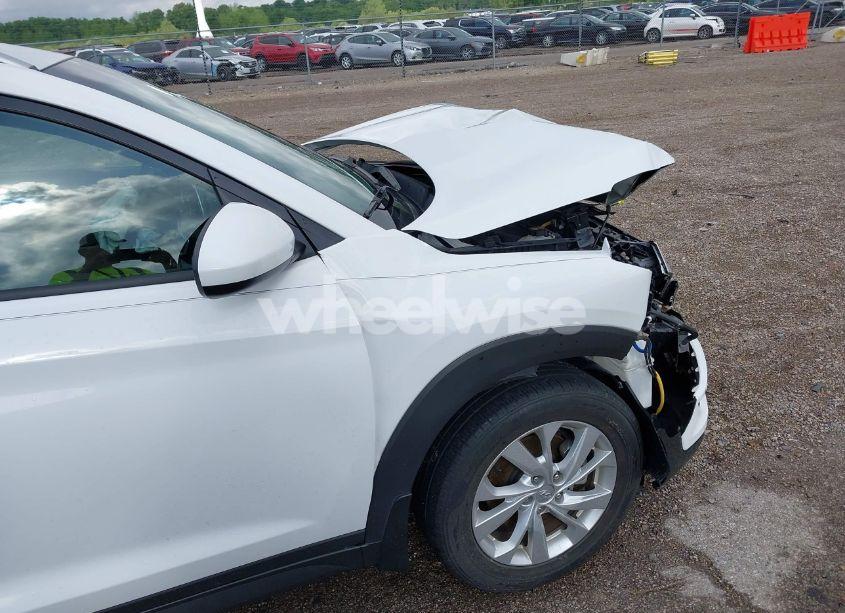 Photo 6 of 2019 Hyundai Tucson VALUE (VIN KM8J33A41KU013023)