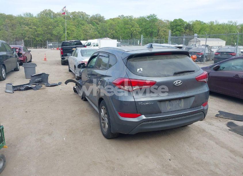 Photo 3 of 2017 Hyundai Tucson SE PLUS (VIN KM8J33A42HU518545)