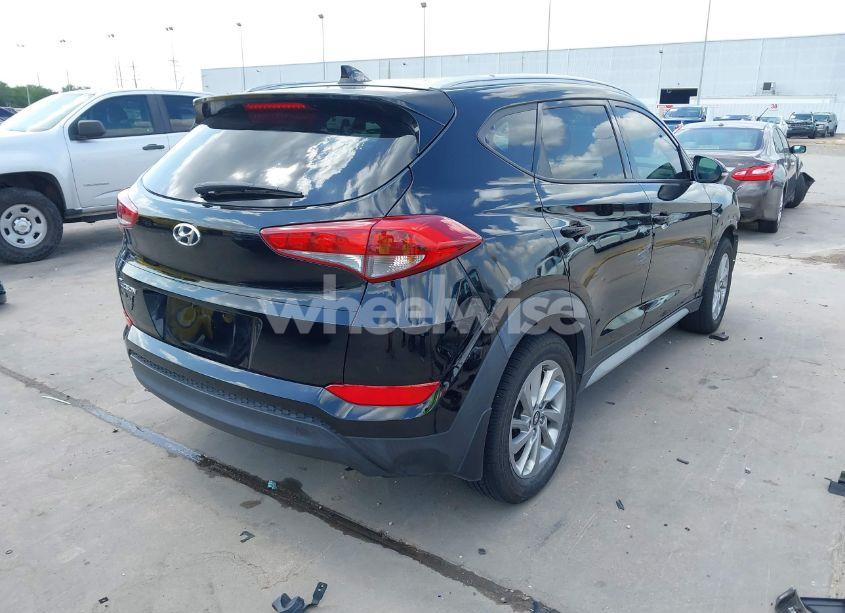 Photo 4 of 2018 Hyundai Tucson SEL PLUS (VIN KM8J33A42JU655670)
