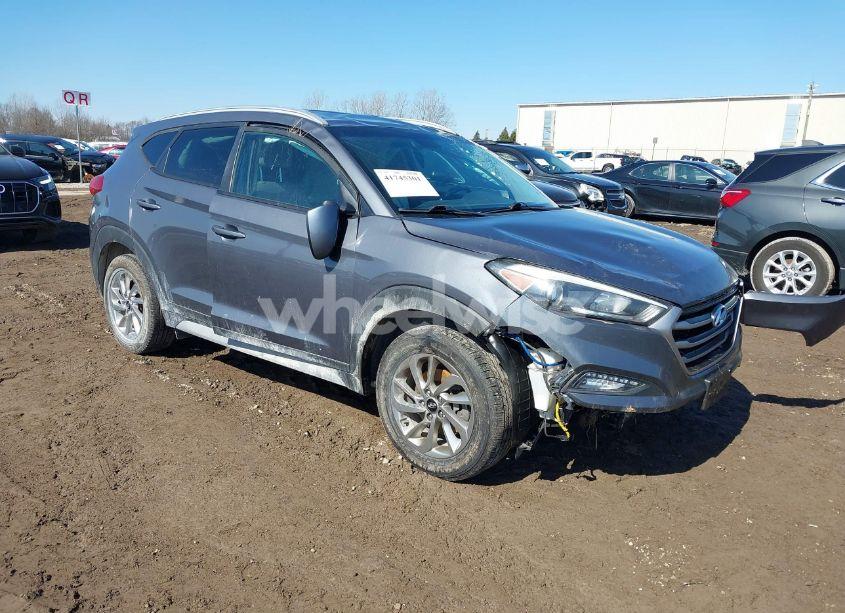 2018 Hyundai Tucson SEL (VIN KM8J33A42JU691374) main photo