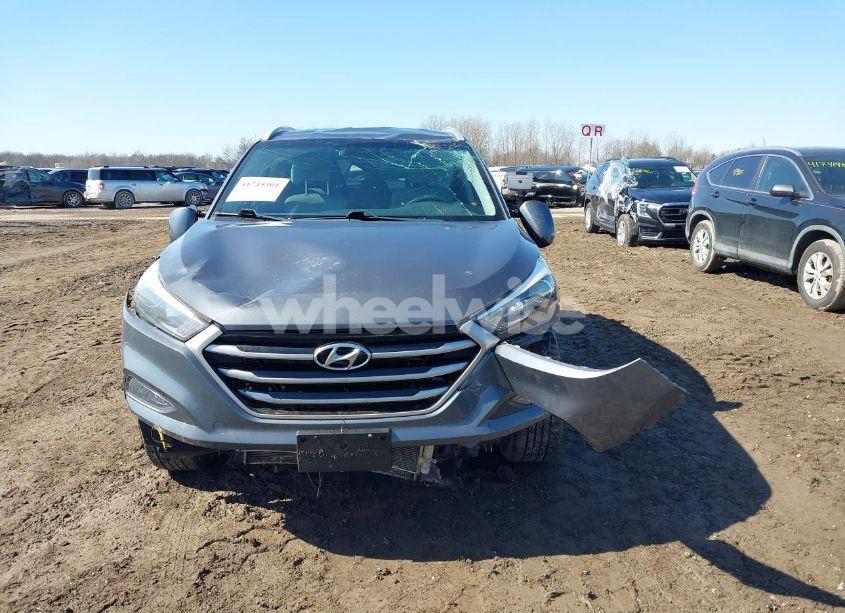 Photo 12 of 2018 Hyundai Tucson SEL (VIN KM8J33A42JU691374)
