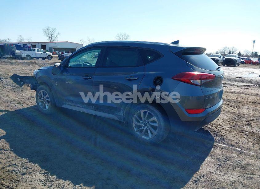 Photo 3 of 2018 Hyundai Tucson SEL (VIN KM8J33A42JU691374)